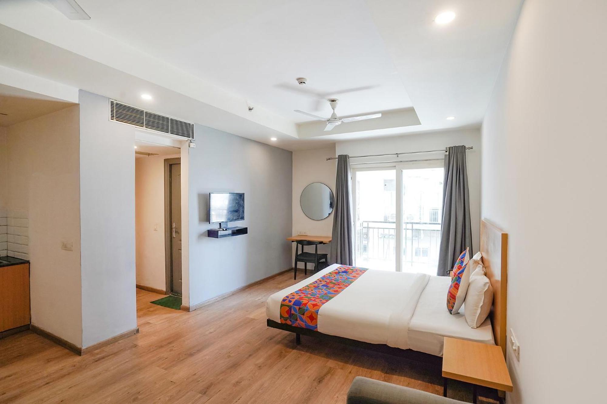 Fabhotel Prime Cloud 9 Газиабад Экстерьер фото