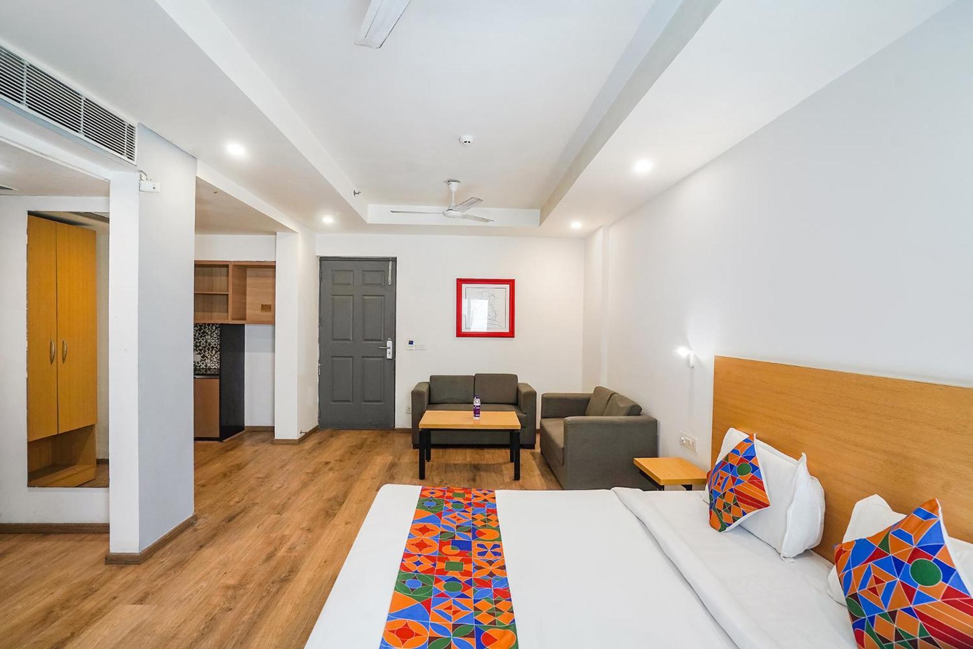 Fabhotel Prime Cloud 9 Газиабад Экстерьер фото