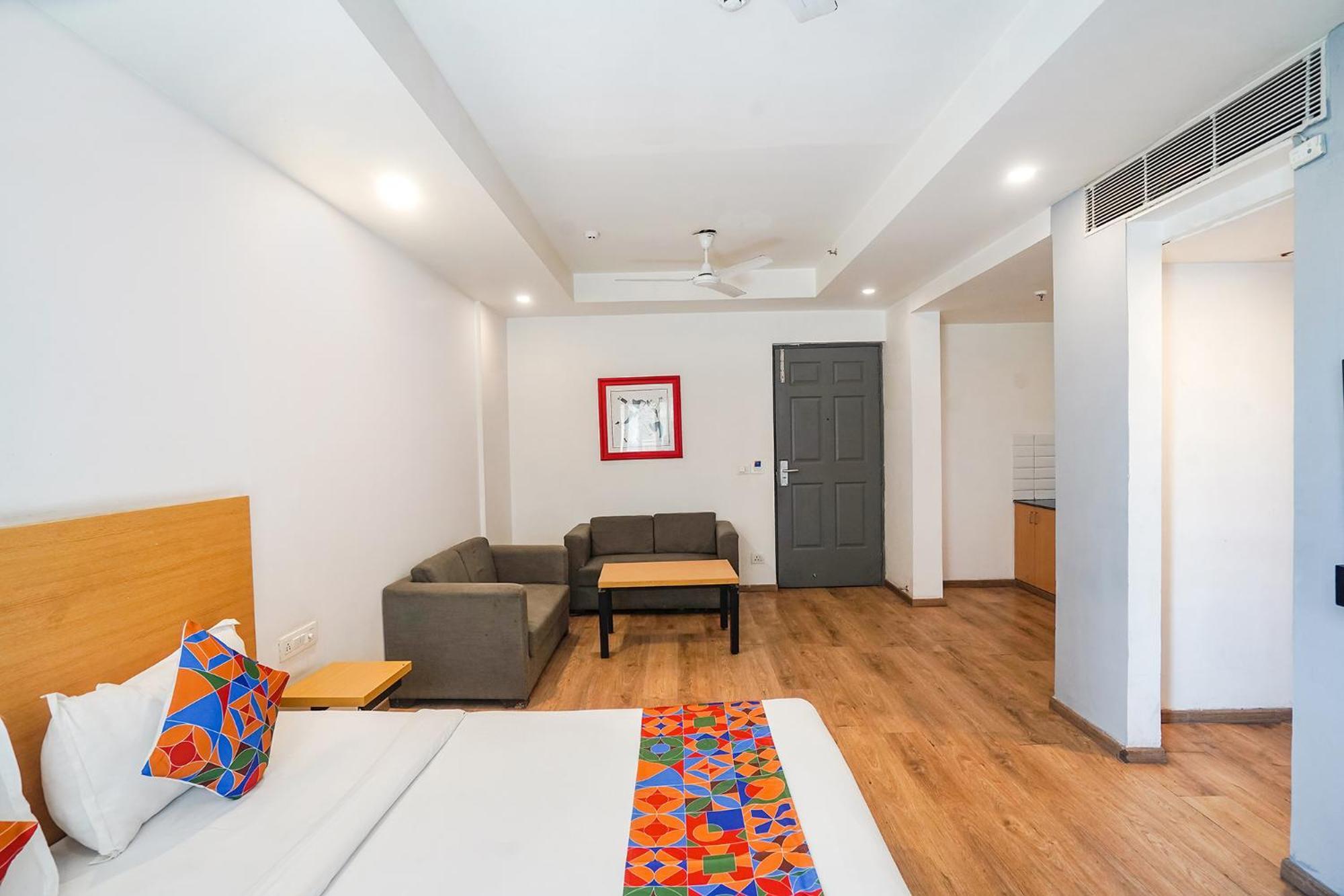 Fabhotel Prime Cloud 9 Газиабад Экстерьер фото